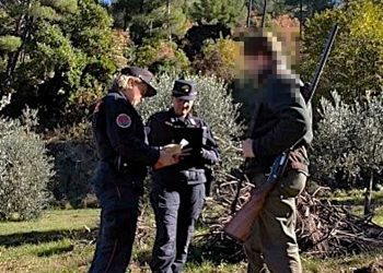 Caccia ‘fuori legge’: dieci sanzioni e due fucili sequestrati