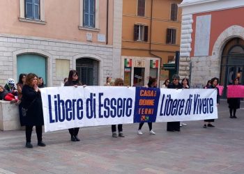 «Basta violenza»: il 25 novembre Terni ospita la manifestazione regionale