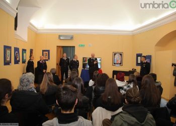 Terni: gli studenti del ‘Metelli’ raccontano la Virgo Fidelis con sensibilità e bravura