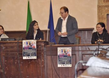 Progetto ‘Nastro Rosa’: presentato a Narni il corso di scherma adattata per chi affronta un tumore al seno