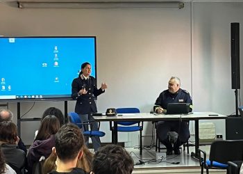 La polizia Stradale di Terni incontra le scuole per ricordare le vittime della strada
