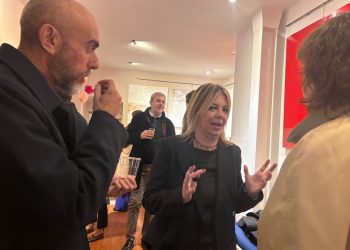 Terni: colori, emozioni e parata di vip alla mostra di Francesca Ceccacci – Le foto del vernissage