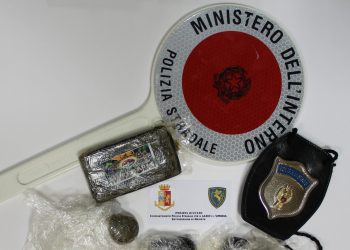 A1: trovato con un etto di hashish e arrestato