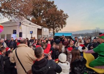 Narni: Babbo Natale arriva volando al campo del Palazzone