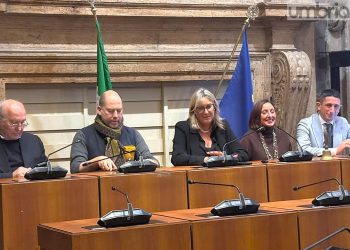 Terni: Carmen Russo ed Enzo Paolo Turchi per il Capodanno in piazza Ridolfi