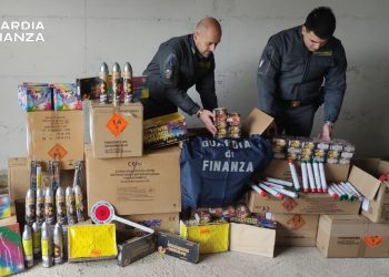 Marsciano: sequestrati oltre 33 mila fuochi d’artificio. Denunciato imprenditore