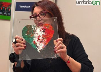 Irene Veschi ‘regina di cuori’ espone le sue opere a Terni e guarda a New York – La fotogallery