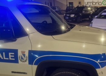 Amelia: controllata in piazza senza Rca e patente. ‘Valanga’ di verbali per oltre 10 mila euro