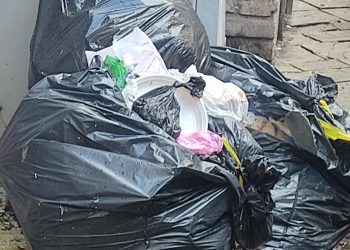 Terni: «Rifiuti abbandonati da due mesi. Qualcuno agisca»