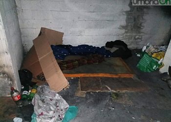 Terni: il garage del degrado si trova in via Battisti