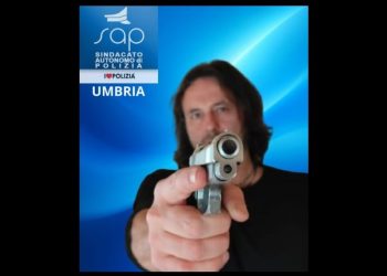 Poliziotto indagato per omicidio a Milano. Nannini (Sap): «Se pensate che siamo assassini, disarmateci»