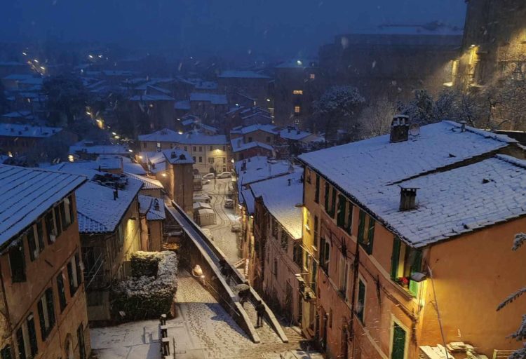 Perugia 'imbiancata' (Foto Perugia Meteo)