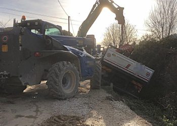 Ferentillo: autocarro si ribalta nel fosso Quattrini. E ci scappa la polemica ambientale
