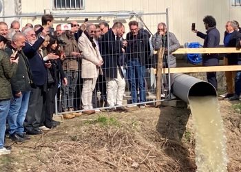 Lago Trasimeno: svolta storica. Arriva l’acqua di Montedoglio. Immessi 200 litri al secondo