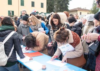 Dimensionamento scolastico, la protesta a Città di Castello. Ora confronto con il commissario