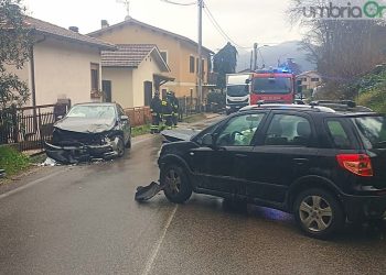 Terni: frontale in strada di San Rocco. Madre e figlia in ospedale