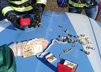 Da Cairo Montenotte ad Orvieto con la refurtiva di una truffa. Denunciato