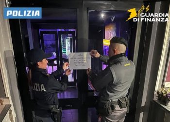 Città di Castello: polizia e finanza sequestrano locale. Imposta la cessazione. La replica del proprietario