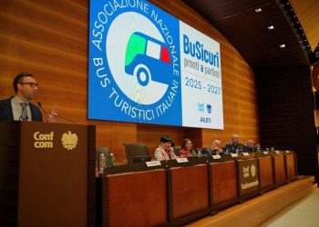 Sicurezza nei viaggi: collaborazione tra istituzioni, scuole e operatori
