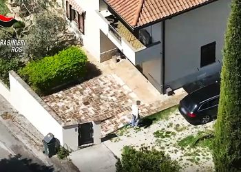 ‘Raffineria’ per la cocaina allestita in una villa di Foligno: tre arresti. «Unicum per l’Umbria»
