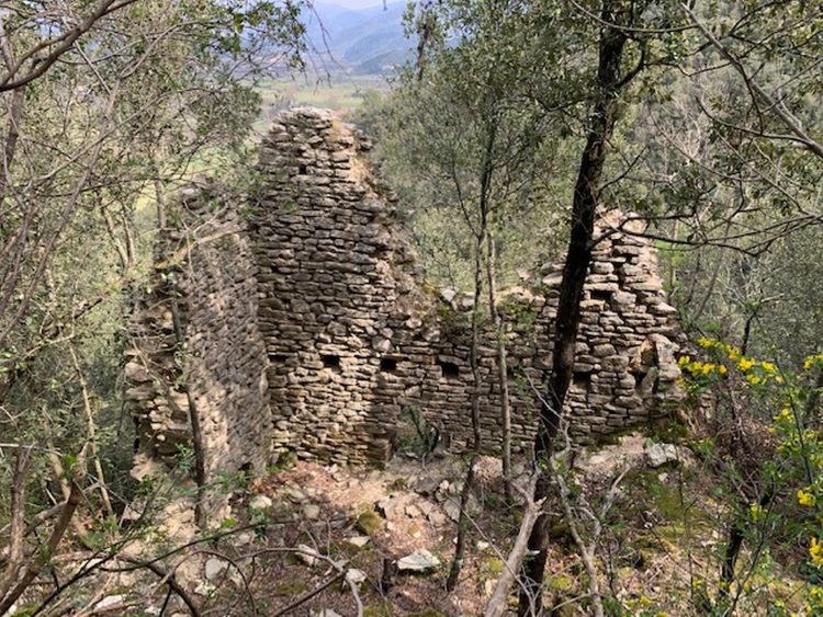 Rocca Accarina (foto MarmoreFalls.it)