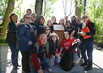 Perugia: targa alle vittime LGBTQIA+ del fascismo. Polemica per l’assenza del Prefetto