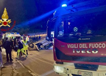 Elce, scontro tra auto: ferite lievi per gli occupanti