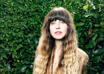 Chiara Tagliaferri a Terni presenta ‘Arkansas’: incontro su gestazione per altri e diritti civili