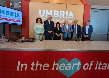 Sase, svolta manageriale per l’aeroporto dell’Umbria: l’ex Alitalia Ragnetti nuovo presidente