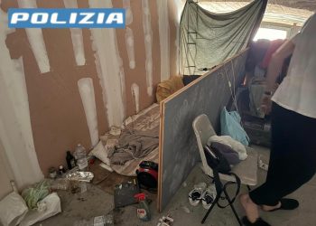 Santa Maria degli Angeli: occupazione abusiva con con furto di corrente. Una denuncia