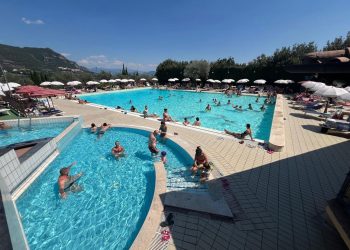 San Gemini: la piscina ‘Il Colle’ riparte. All’orizzonte il sogno-riqualificazione
