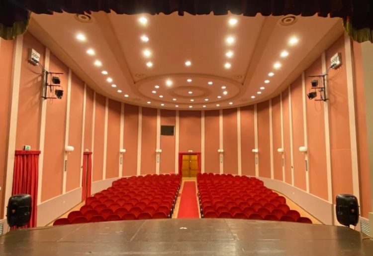 Il teatro 'Mengoni'