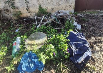 Terni: in strada di Cesure cresce la discarica a bordo strada. «Chiediamo tutela e bonifica»