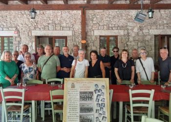 Una foto e tanti ricordi: ad Arrone la rimpatriata della prima elementare del 1959