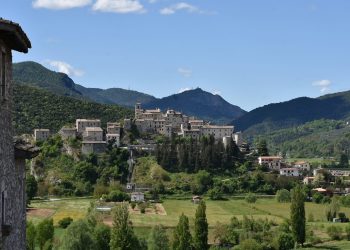 A Casteldilago torna la ‘Merenda nell’Oliveta’: olio, storia e memoria nel cuore della Valnerina