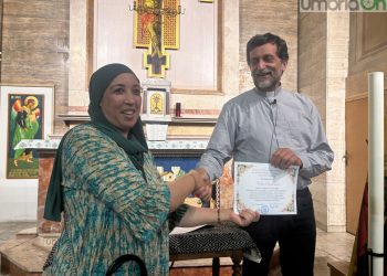 Terni: oltre 300 stranieri diplomati alla scuola di lingua e cultura italiana di don Roberto Cherubini