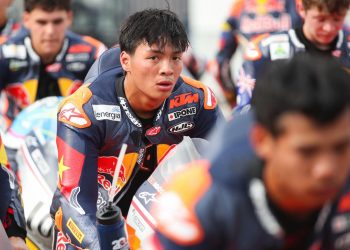 Motociclismo: un weekend di sfide per Agostinelli. Che dopo il diploma esordisce ad Assen