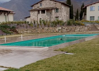 Lavori abusivi nella ‘country house’: denunciate due persone