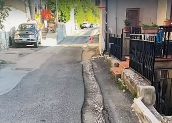 Lavori stradali a Polino. L’appello: «Stringere i tempi»