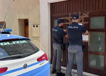 La ‘crack house’ è in centro. Sequestrato appartamento